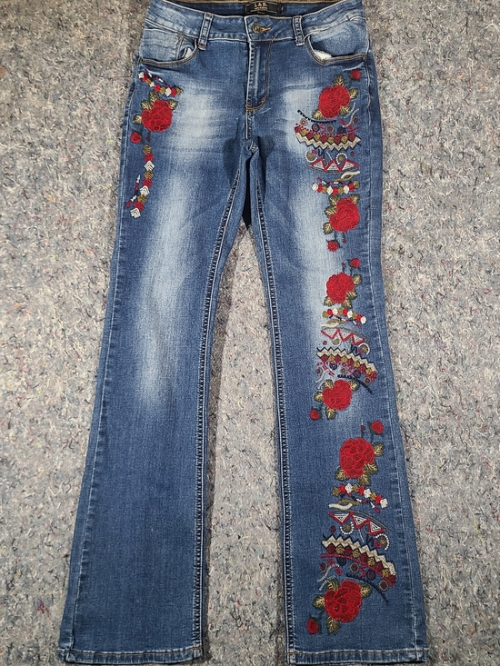 Lucky & Blessed Denim - L&B Lucky & Blessed Bootcut Embroidered Jeans Women's Size 6